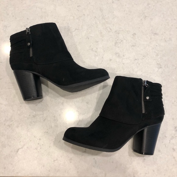 Madden Girl Destroy Black Heeled Booties Size 6 - Picture 2 of 10